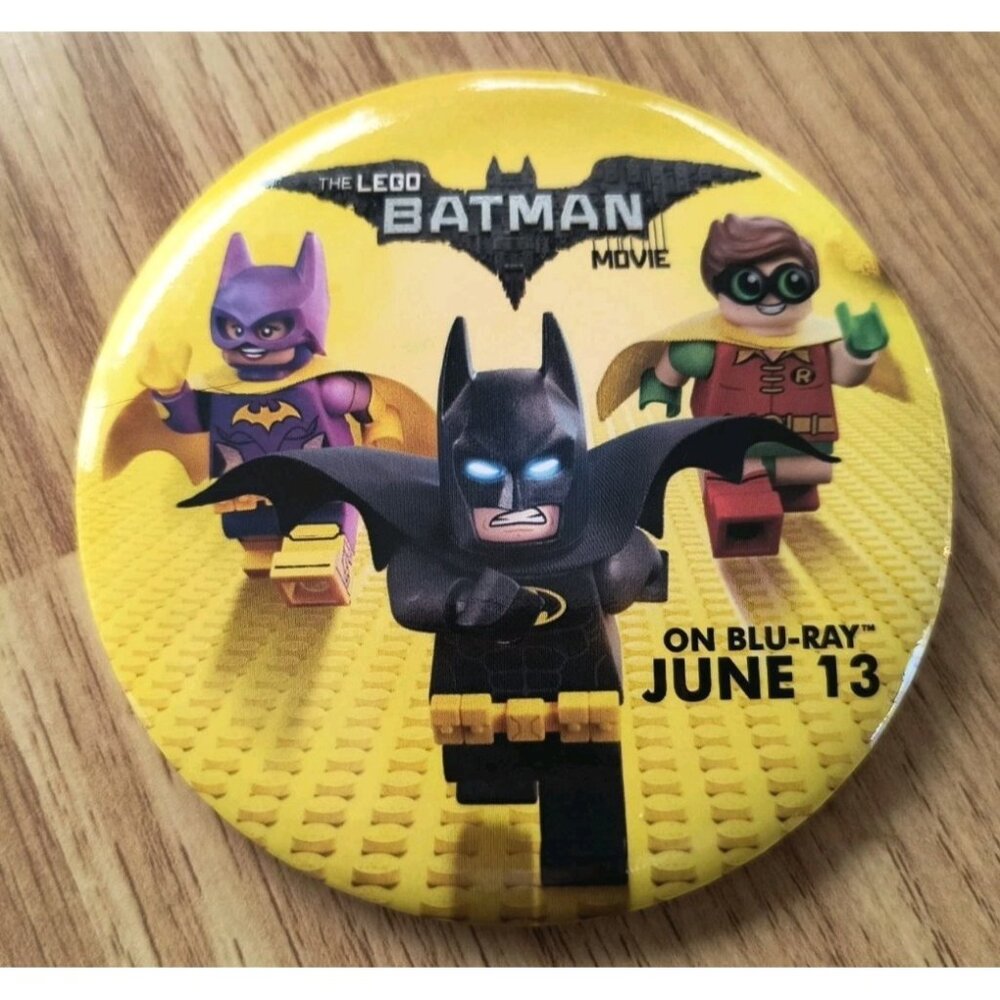 Lego Batman Movie Promo Pin, 2017, Approximately 3.5 Inches Diameter, EUC